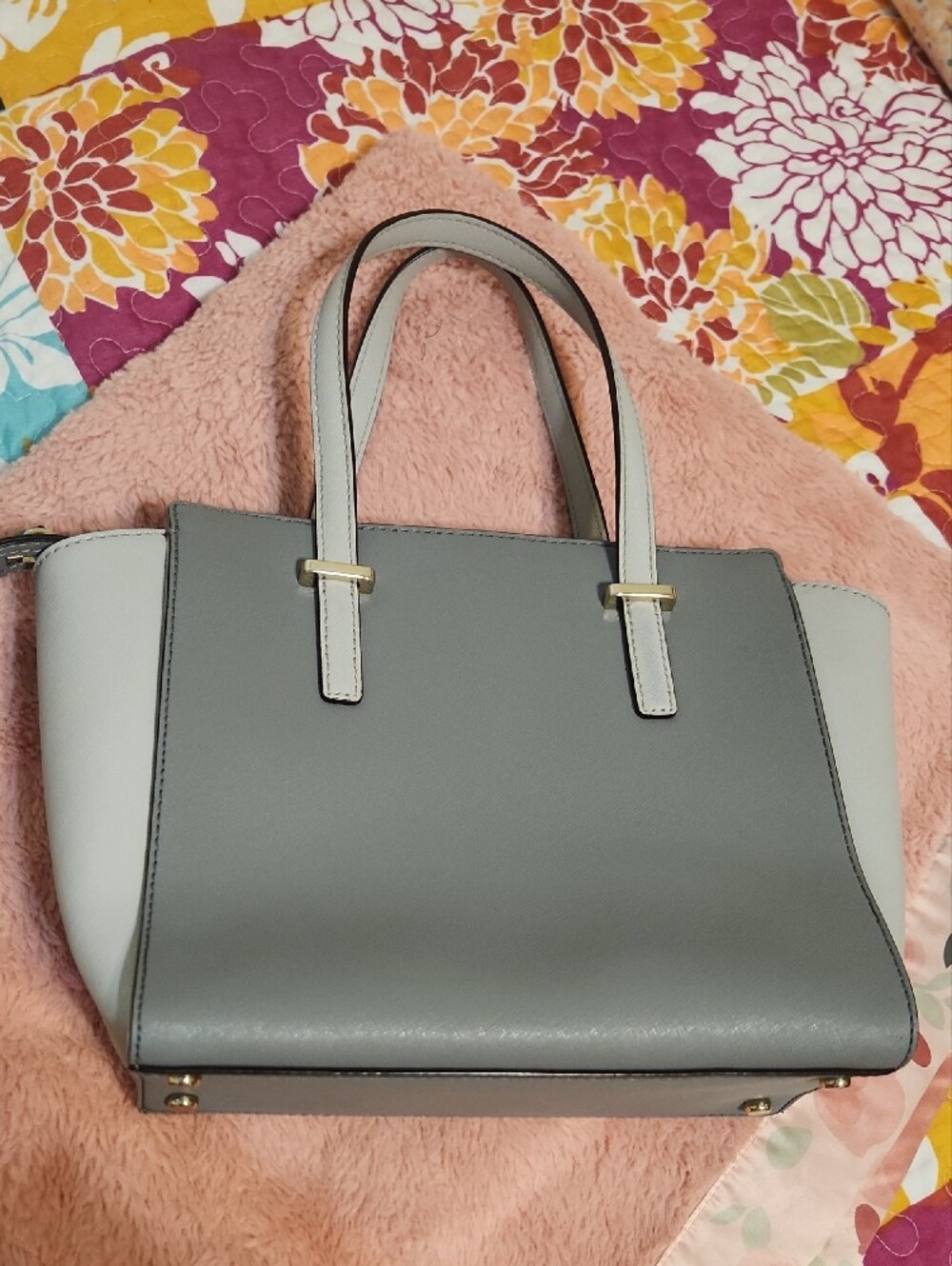 KATE SPADE Two-Tone Light Gray Satchel with Pale Gray Sides - Picture 3 of 12